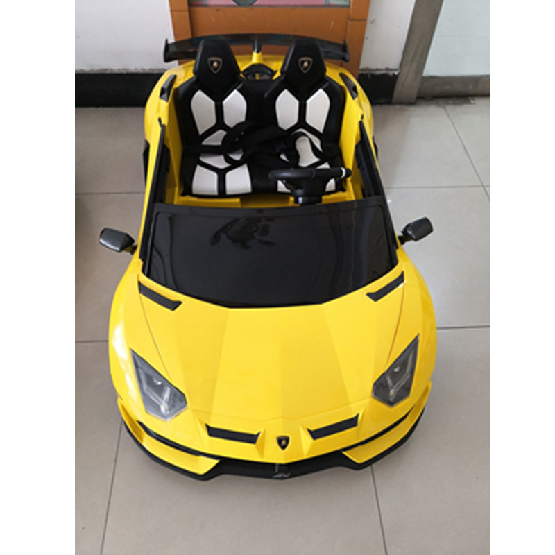 2021 Kids Ride On Toy sous licence Lamborghini Aventador Svj Version de base