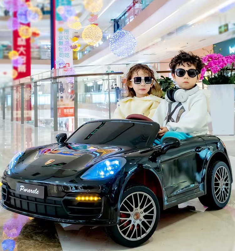 Voiture pour enfants sans permis avec siège en cuir ~